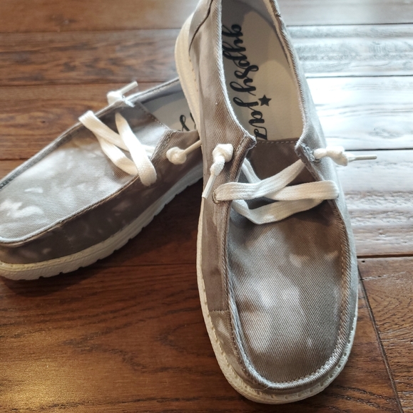 Gypsy Jazz Shoes Sizes 61 Authentic Gypsy Jazz Shoes Streak Grey